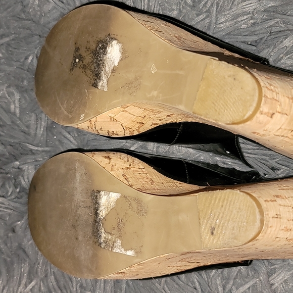 Kenneth Cole Reaction Wedge Shoes - Picture 6 of 9